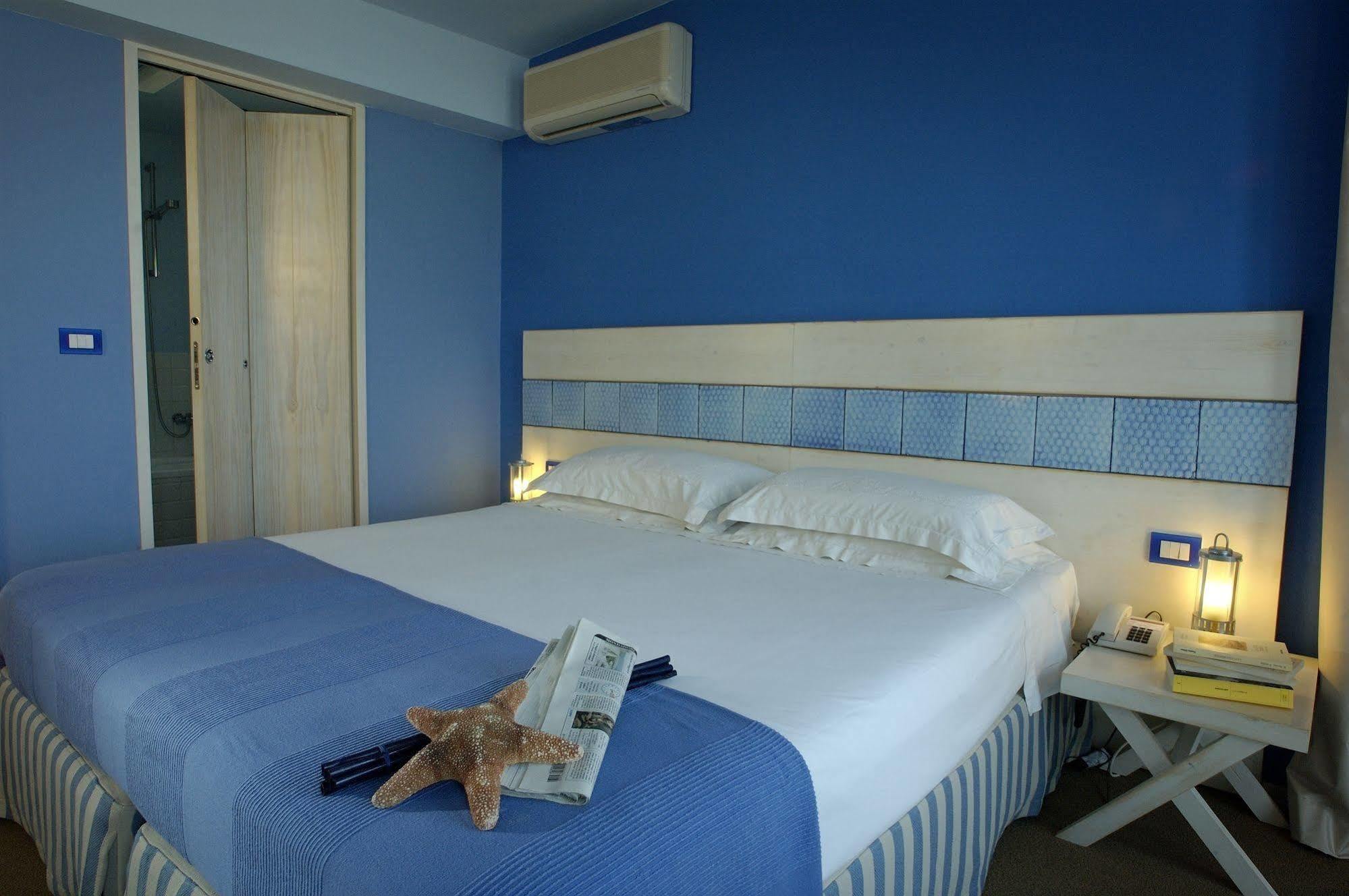 Hotel Lamorosa ริมินี ภายนอก รูปภาพ